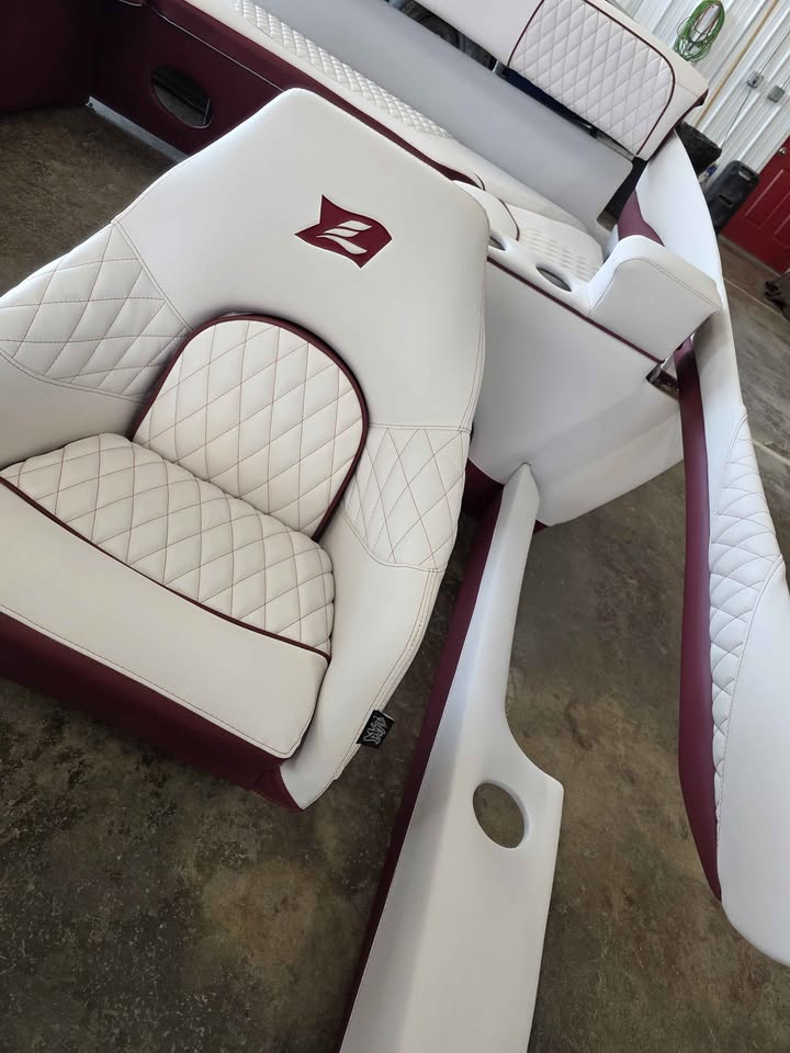 Larson Boat detail