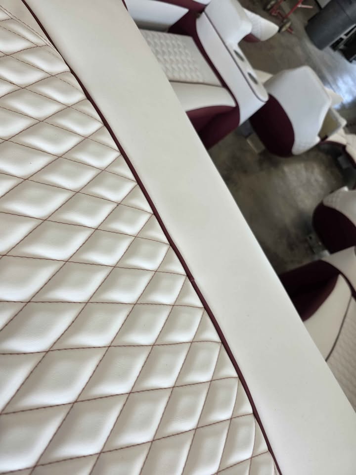 Larson Boat detail