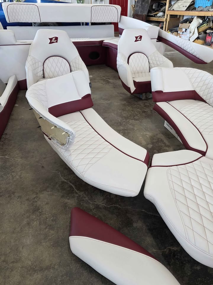 Larson Boat detail